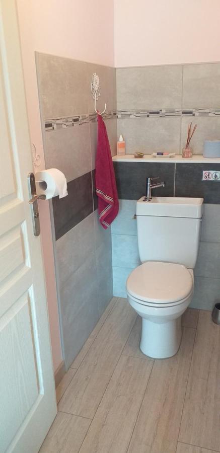 Bed and Breakfast Les Gremilles Bassoncourt Екстер'єр фото