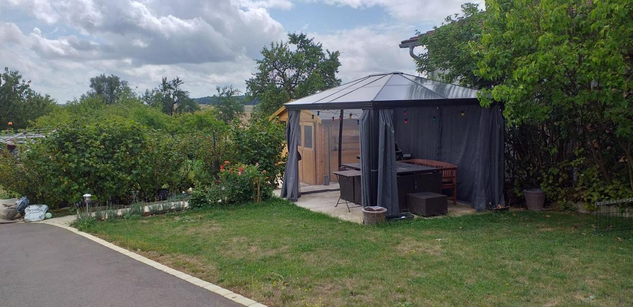 Bed and Breakfast Les Gremilles Bassoncourt Екстер'єр фото